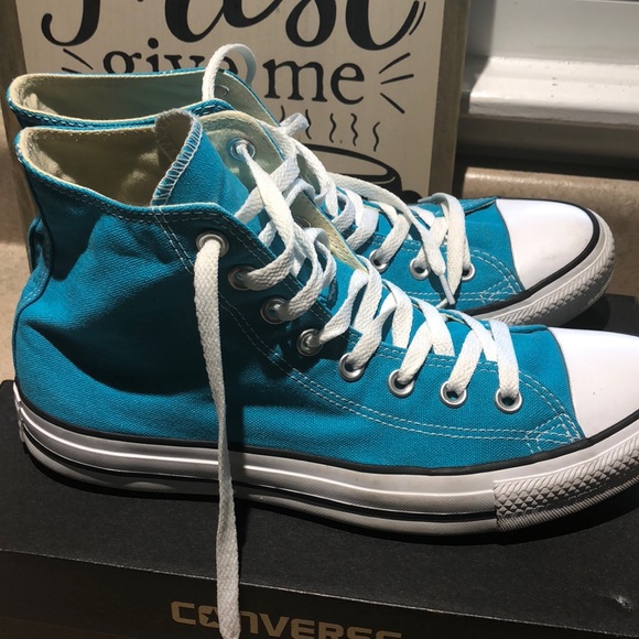 Shoes - Converse shoes